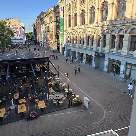 Colonel & * Riga