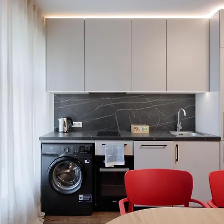 Colonel & Appartement